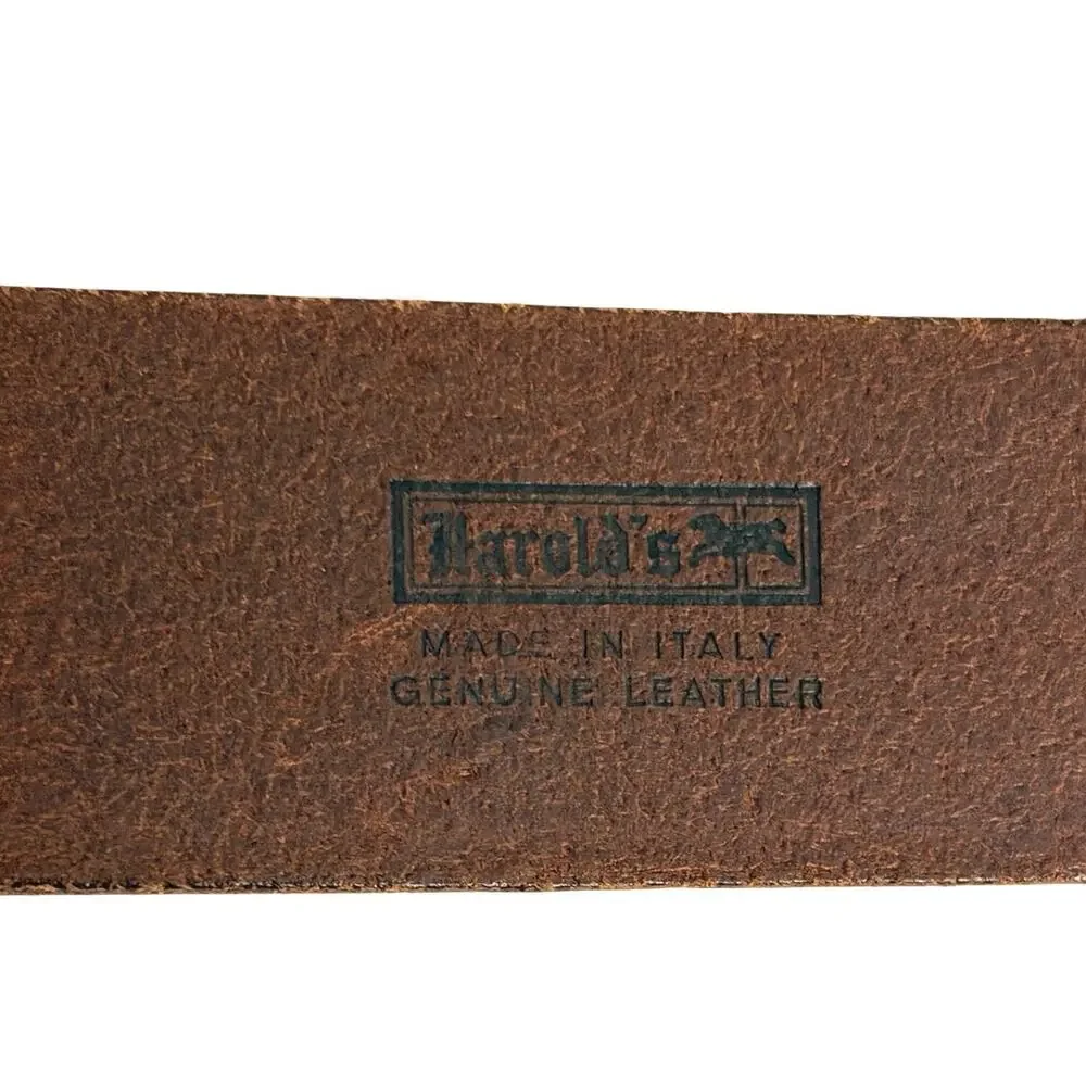 Harold’s women’s brown leather silver buckle Made in Italy belt size small